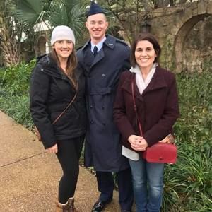 Meet your Posher, Melanie